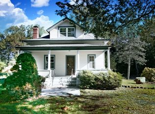 41 School Rd E, Marlboro, NJ 07746