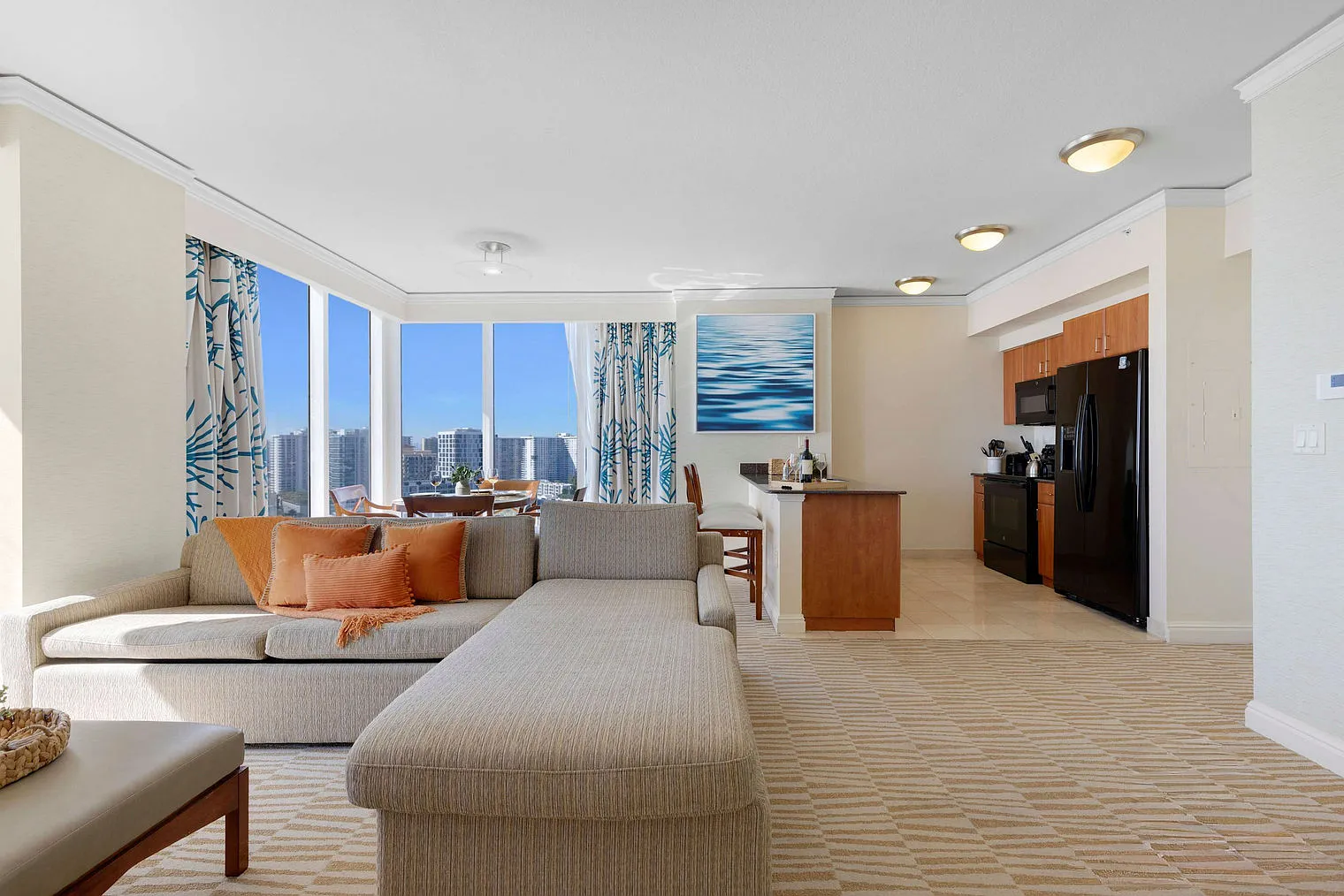 1 bed, 1.0 bath, 1065 sqft, $5,329 — Photo 1
