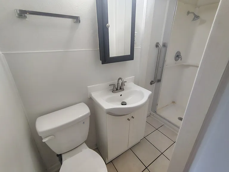 921 River Park Dr #1 — Photo 3