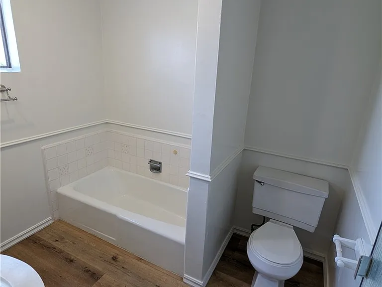 589 Fairview Ave — Photo 42