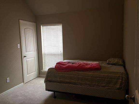 5th image of 3508 Stampede Dr
