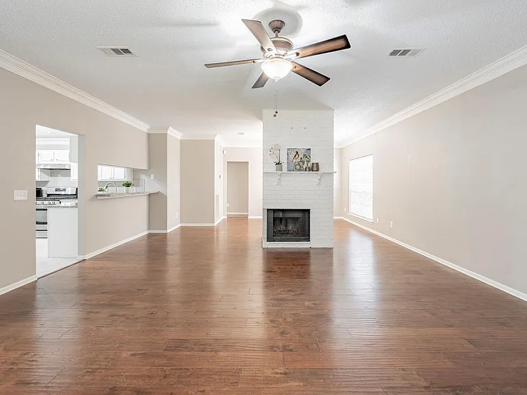 23 E Stony Bridge Cir — Photo 7