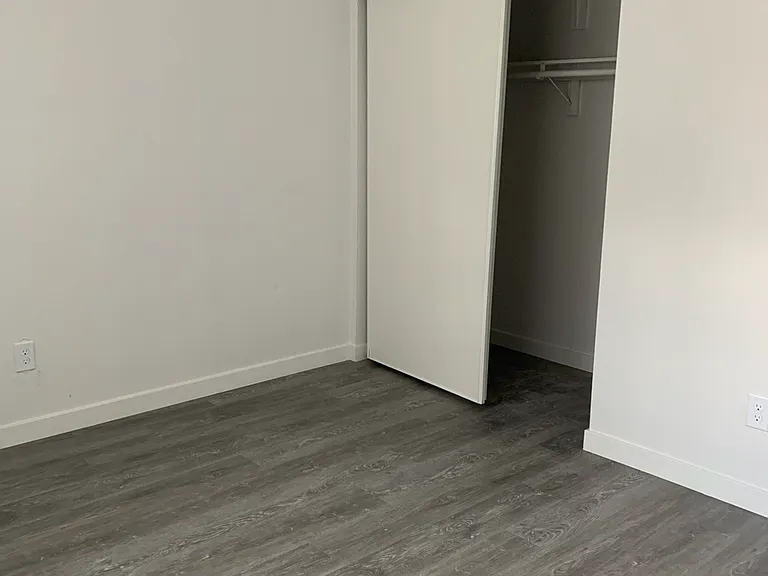 Monte Vista Manor Apartment — Photo 3