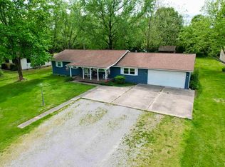 4265 Radio Tower Rd, Salem, IL 62881