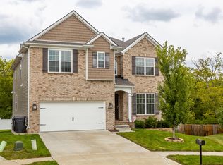 2205 Strasburg Park, Lexington, KY 40514