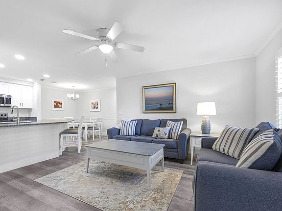 4th image of 200 Ironwood Dr Unit 214