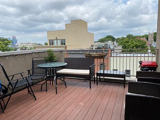 Rented by Dream Space Realty | media 20