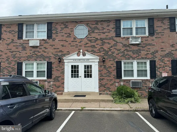 403 S Main St Unit G104, Doylestown, PA 18901
