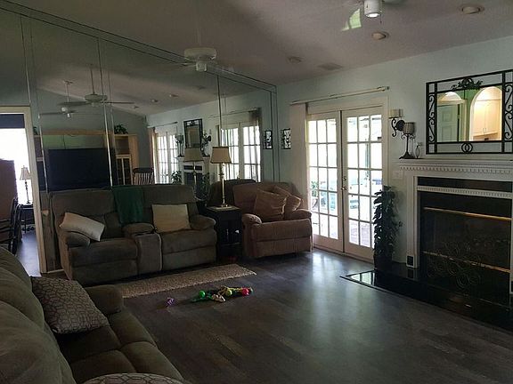 5th image of 2515 Dorothy Cir
