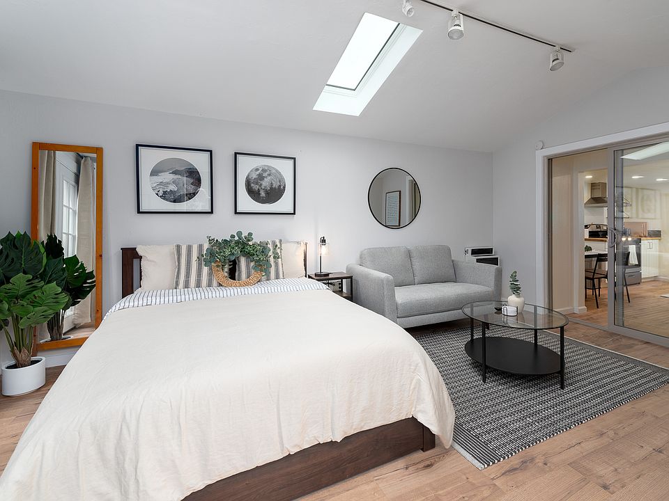 1st image of 3257 Prentiss St #3