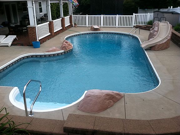 3rd image of 237 Shelby Dr