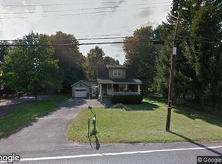 87 Leggs Mills Rd, Lake Katrine, NY 12449