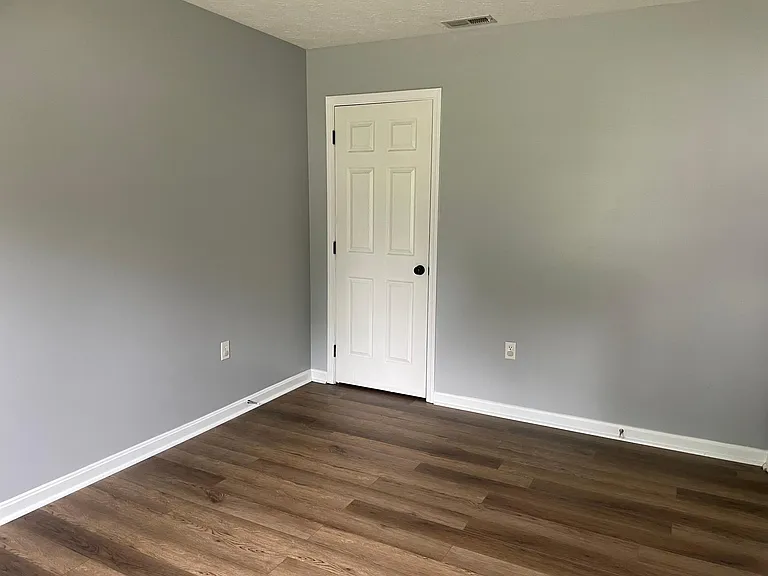 1708 Field Dr — Photo 10
