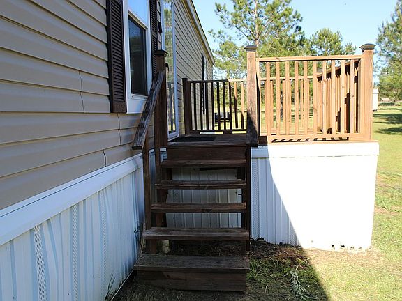 3rd image of 190 Jesse Wells Rd