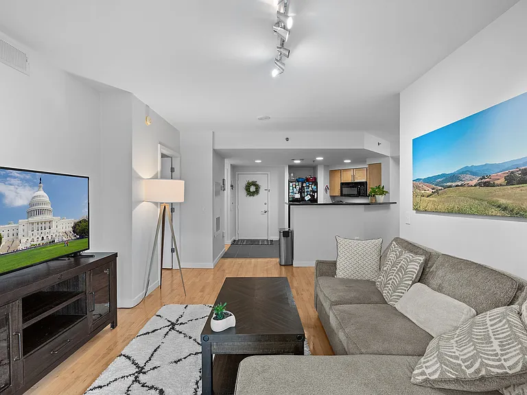 3883 Connecticut Ave NW #213 — Photo 5