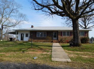 226 E Bells Branch Rd, Blacksburg, SC 29702