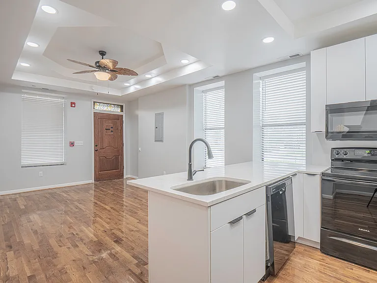 802 Central Ave #3 — Photo 7