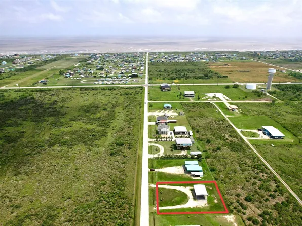 1059 Boyt Rd, Pt Bolivar, TX 77650