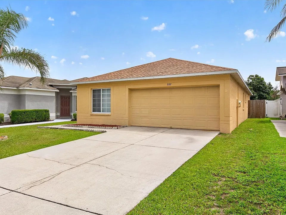 557 Lindsay Anne Ct