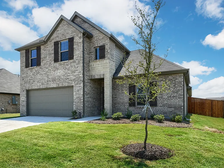 513 Brook View Dr — Photo 2