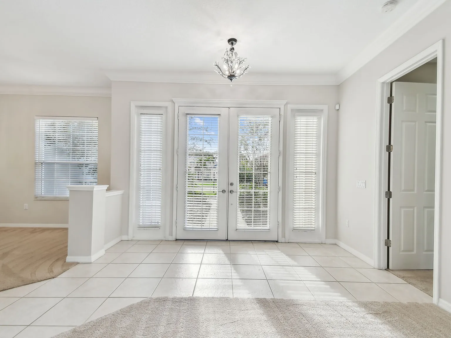 4 bed, 2450 sqft, $5,000 — Photo 4