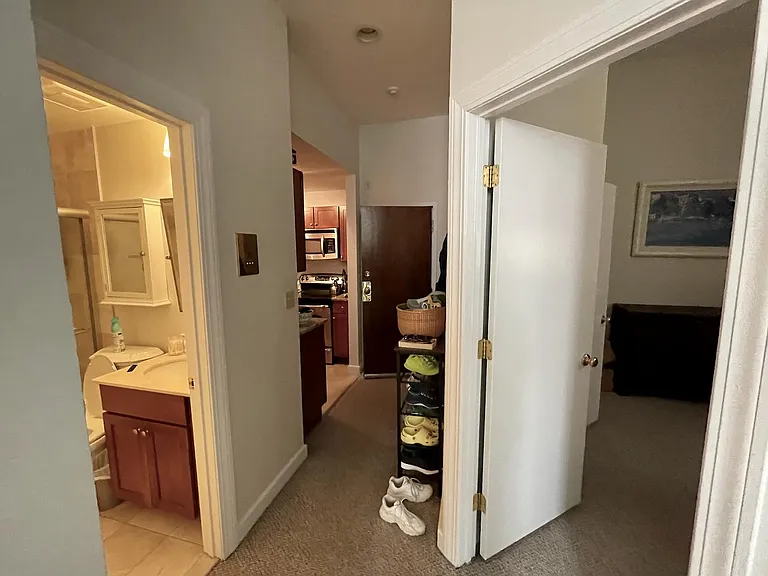 42 Saint Botolph St #1C — Photo 10