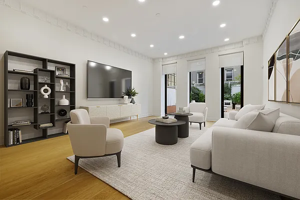 Rented by MNS | media 18