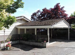 2412 Eyres Pl W, Seattle, WA 98199