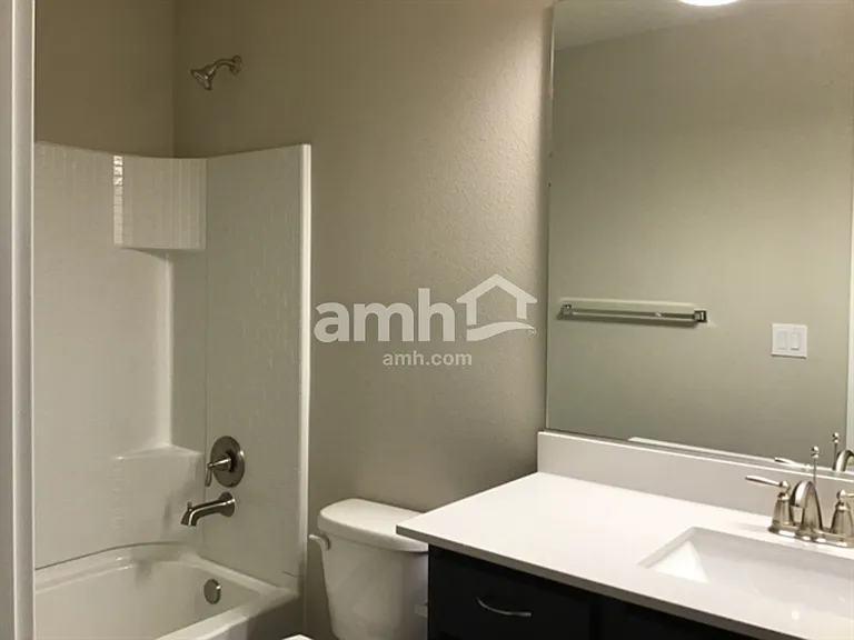967 Riggs Dr — Photo 9