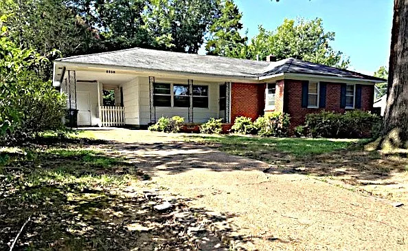 5243 Laurie Ln - Unit 1 — Photo 2