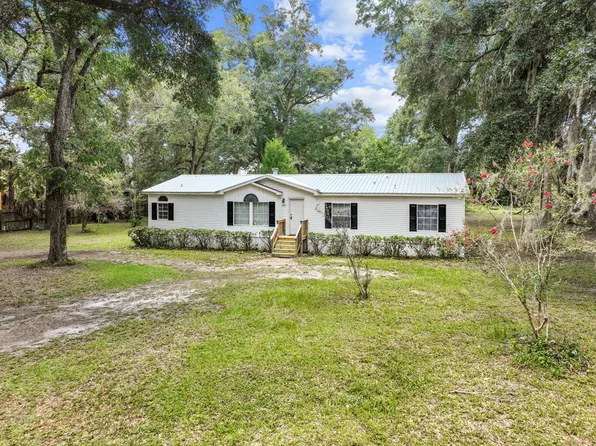 1322 NW 14th St, Chiefland, FL 32626