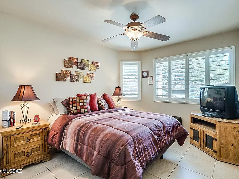 10769 N Eagle Eye Pl — Photo 24