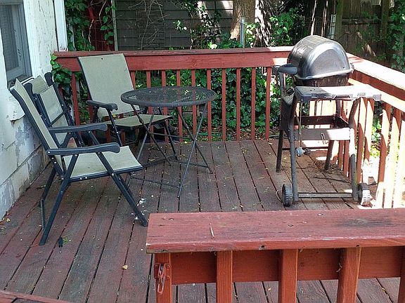 Private Deck