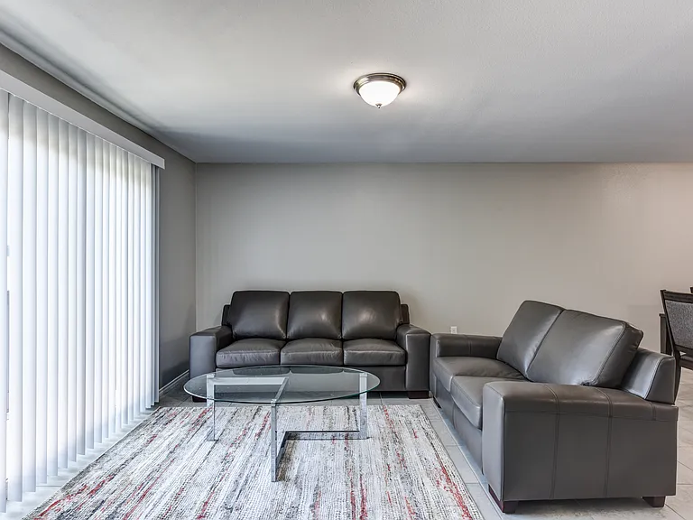 Bay Shore Apartments — Photo 19
