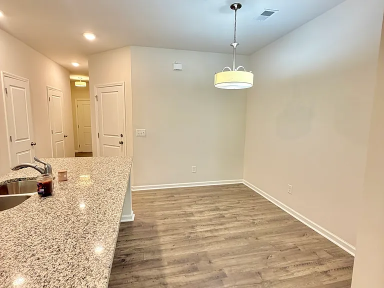 111 Norse Creek Dr — Photo 8
