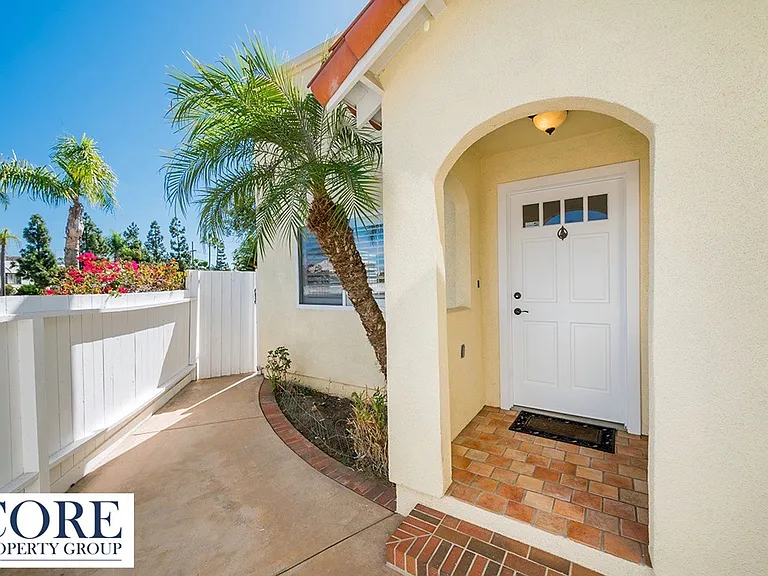 308 Palm Ave — Photo 4