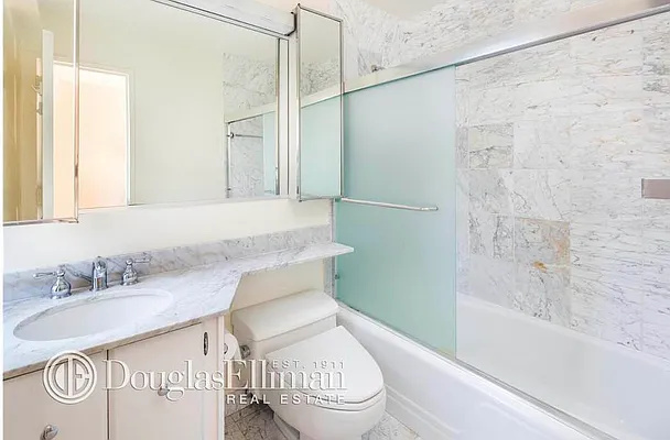 Rented by Douglas Elliman | media 19