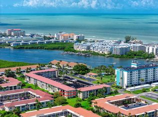 10215 Regal Dr APT 24, Largo, FL 33774