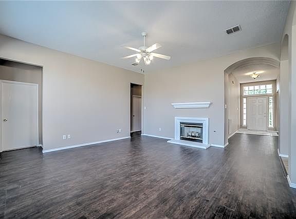 5th image of 311 Milton Dr