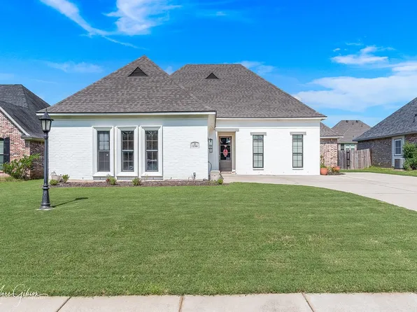 156 Lessie Dr, Stonewall, LA 71078