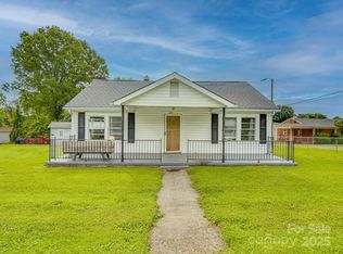 201 Robinson Rd, Gastonia, NC 28056
