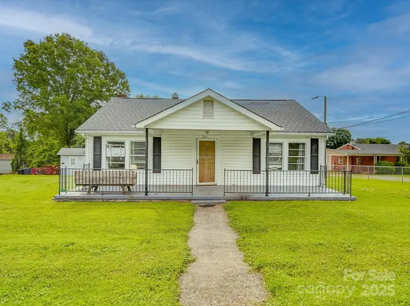 201 Robinson Rd, Gastonia, NC 28056