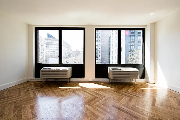 Rented by Nooklyn NYC LLC | media 69