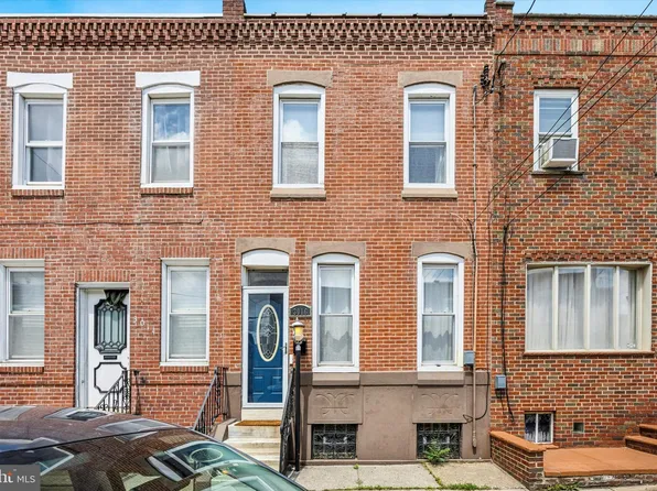 3016 Almond St, Philadelphia, PA 19134