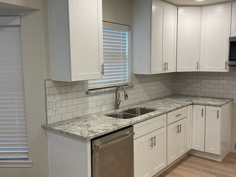 8021 Miles Dr — Photo 8