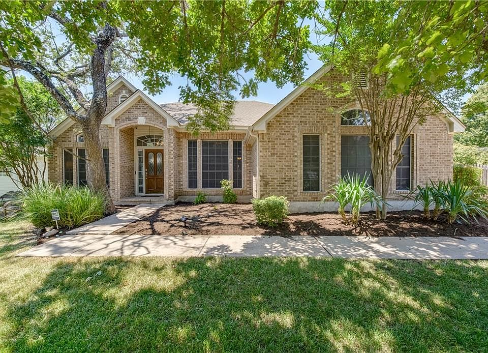 1st image of 607 Peterson Ln