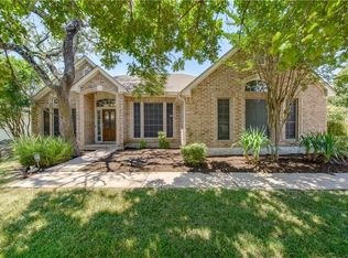 607 Peterson Ln, Lakeway, TX 78734