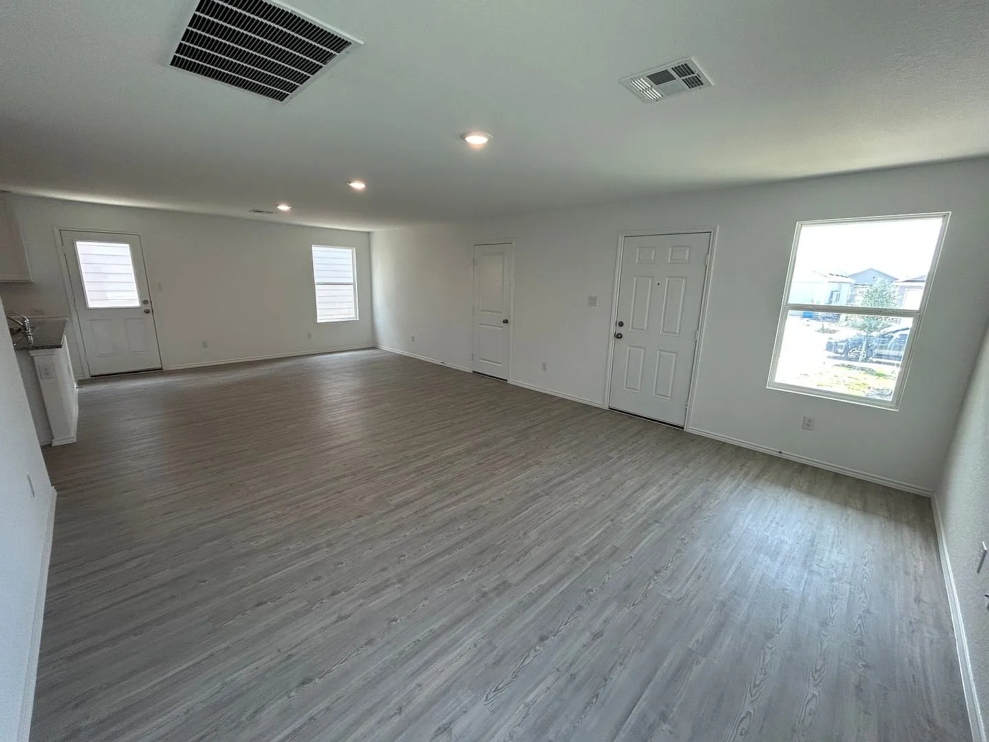 *Coming Soon* Modern Single-Story Home With Fenced Backyard & Community Pool! — Photo 4
