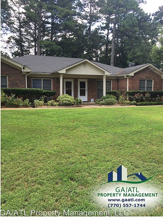 1st image of 2181 Wexford Dr #A