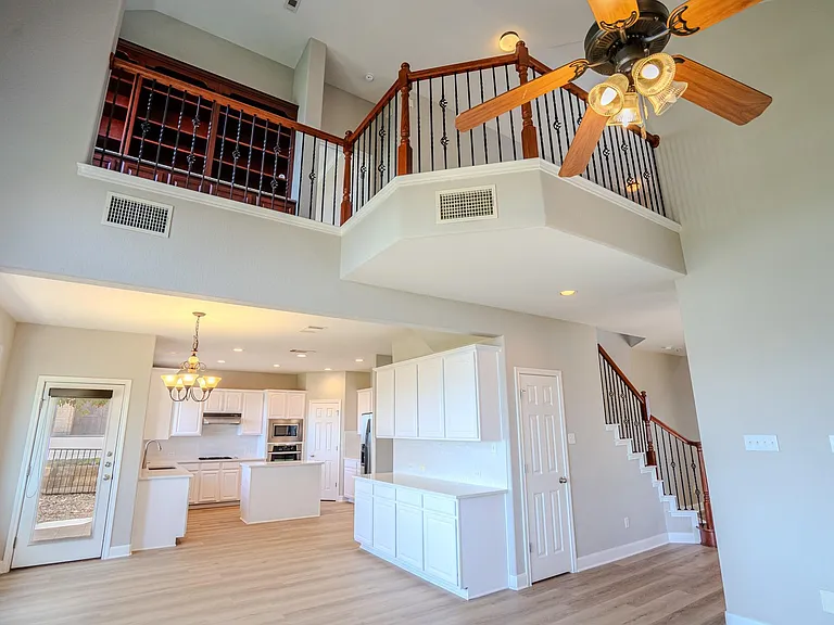 16 Mountain Terrace Cv — Photo 10
